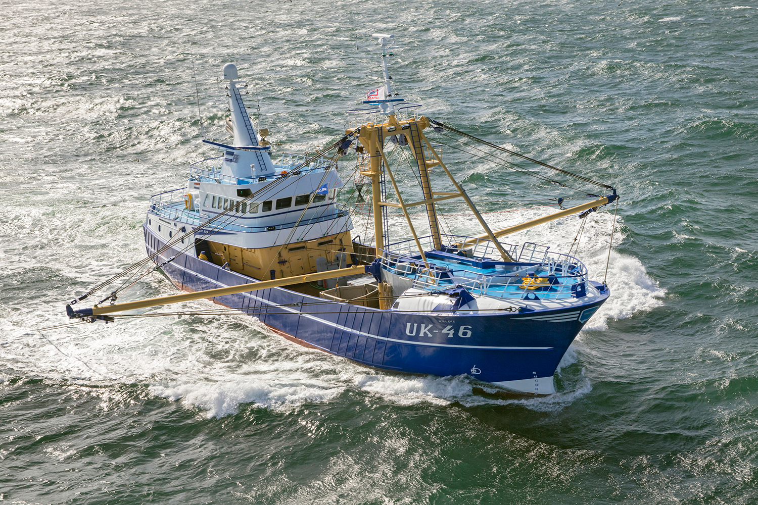 Outrigger Trawler